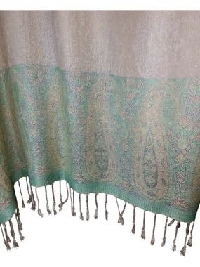Exquisite Paisley Elegant Boho Large Scarf Or Wrap